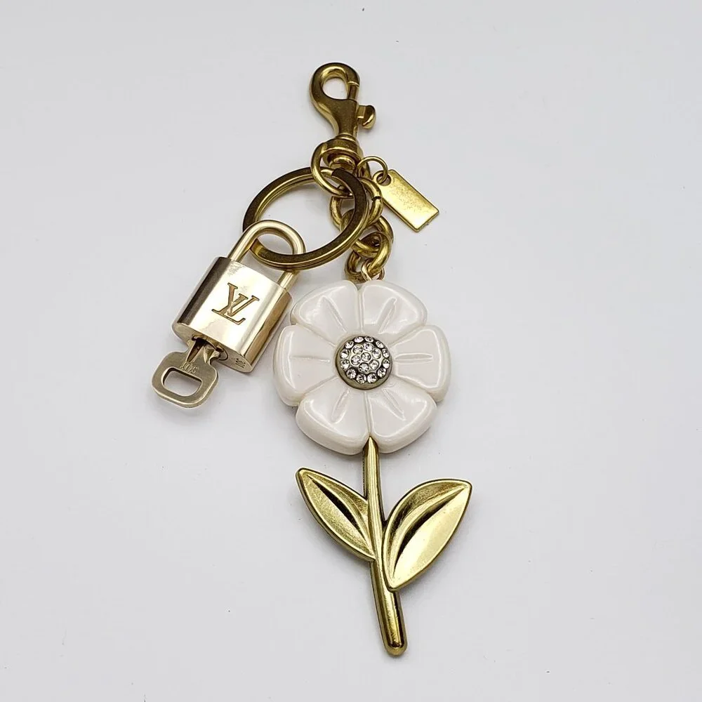Authentic Louis Vuitton Lock & Key with Unbranded Flower Charm, Keychain - Picture 5 of 11